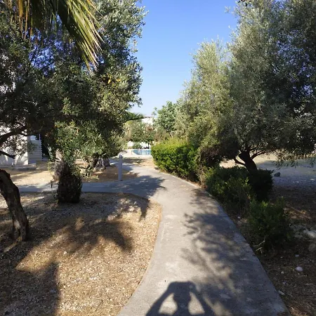 Apartament In Kyrenia Turtlle Bay Esentepe 200 Meters To The Beach Apartment